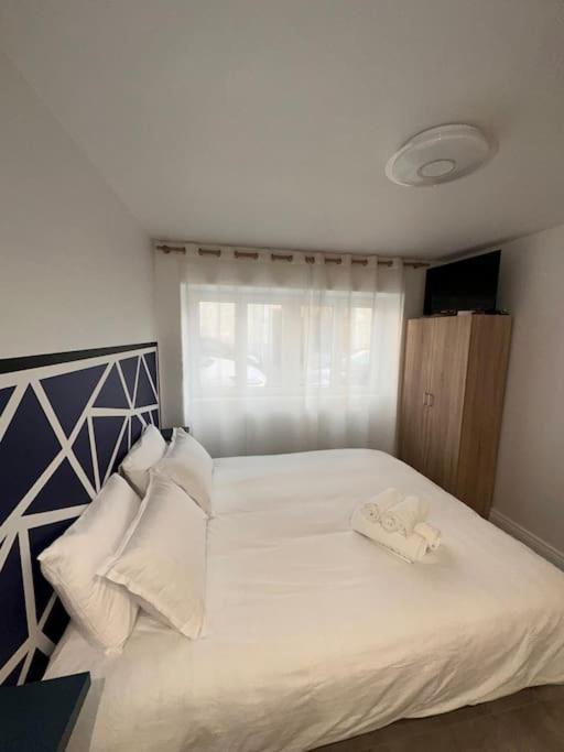 Studio 3 Au Coeur De Perigueux Apartment Екстериор снимка